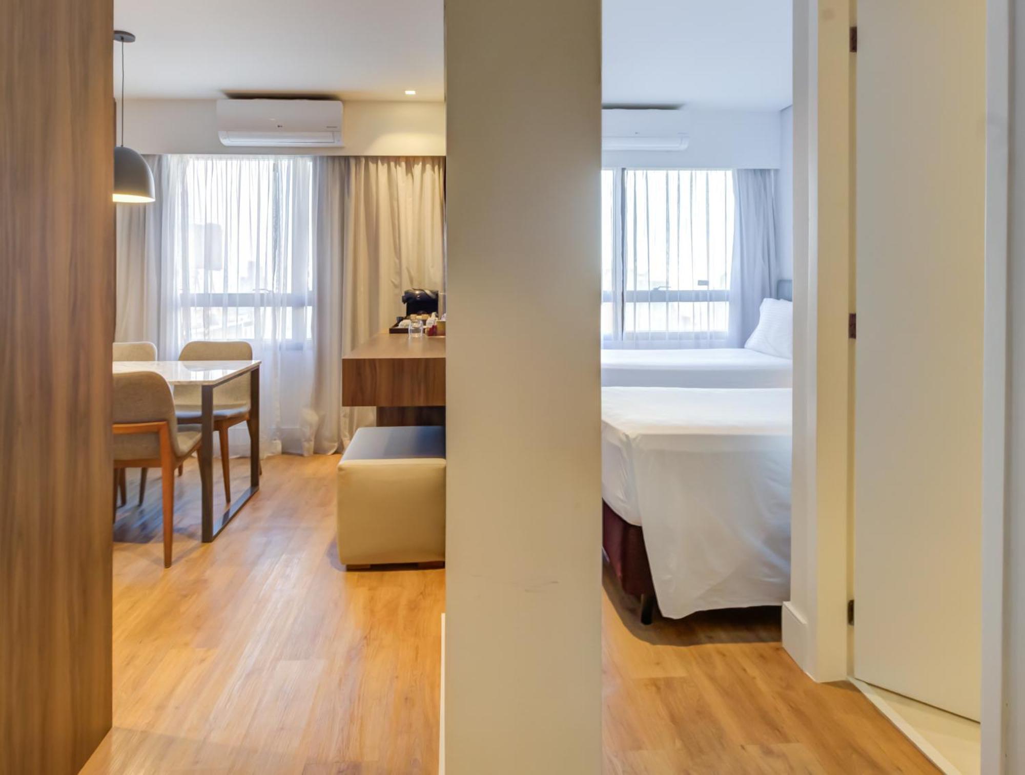 فندق Radisson Sao Paulo Paulista المظهر الخارجي الصورة A typical room at the hotel