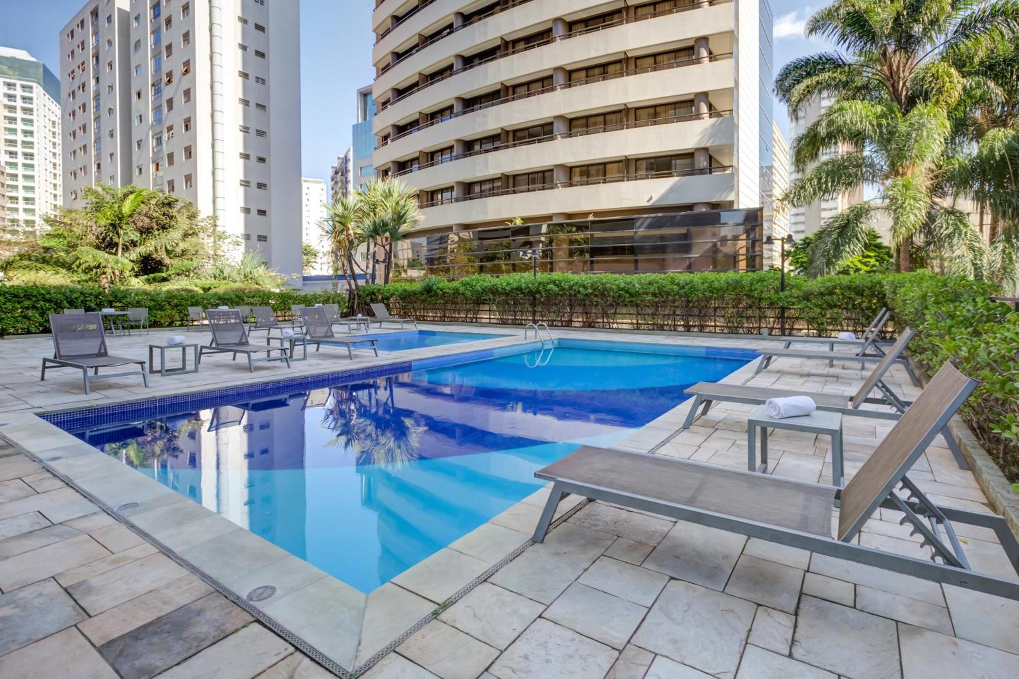 فندق Radisson Sao Paulo Paulista المظهر الخارجي الصورة Swimming pool